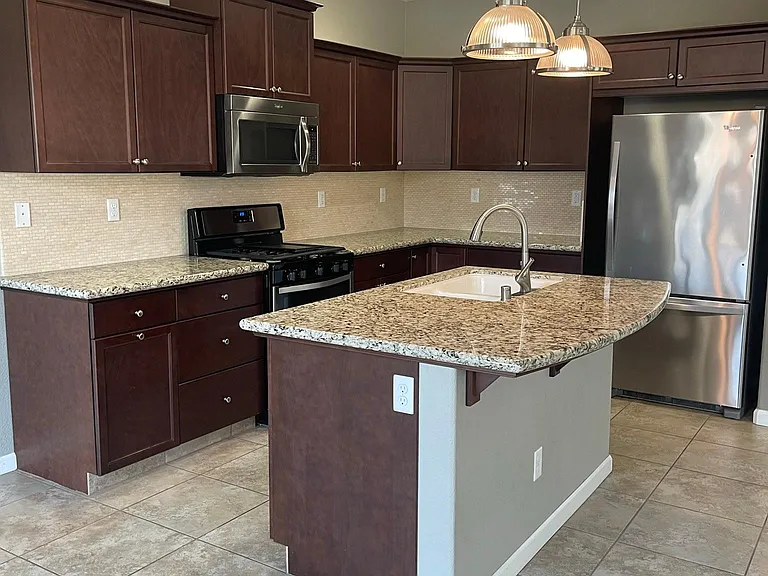 2042 E Christensen Dr — Photo 8