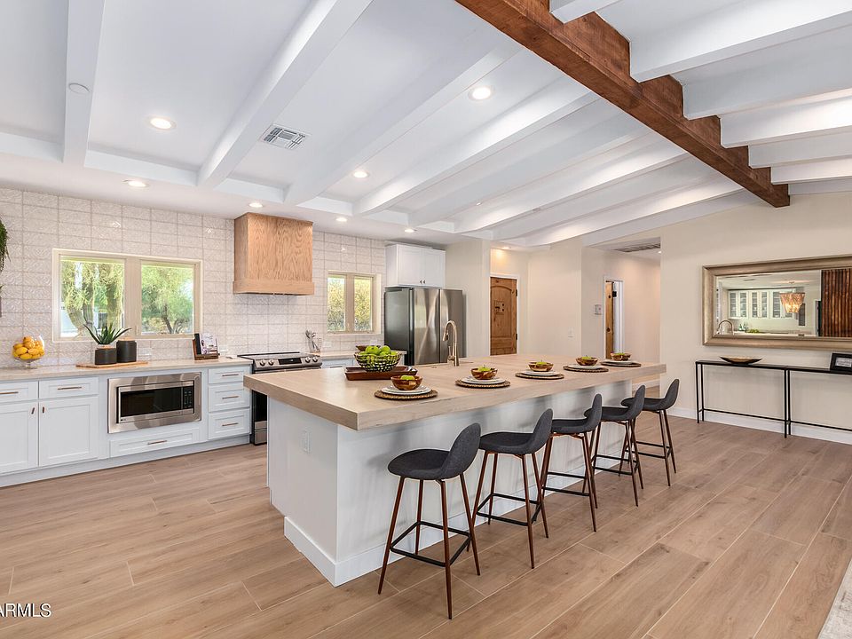 1st image of 5618 E CAMBRIDGE Avenue