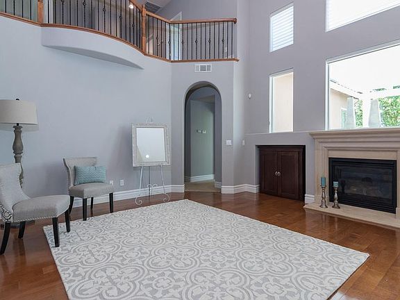 5th image of 6336 Park Village St