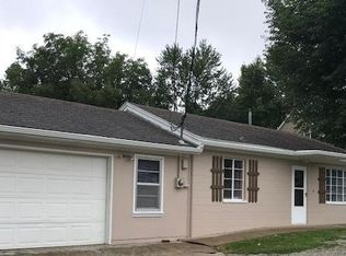 505 N 3rd St, Savannah, MO 64485