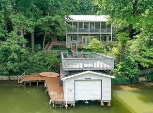 2038 Memorial Hwy, Lake Lure, NC 28746