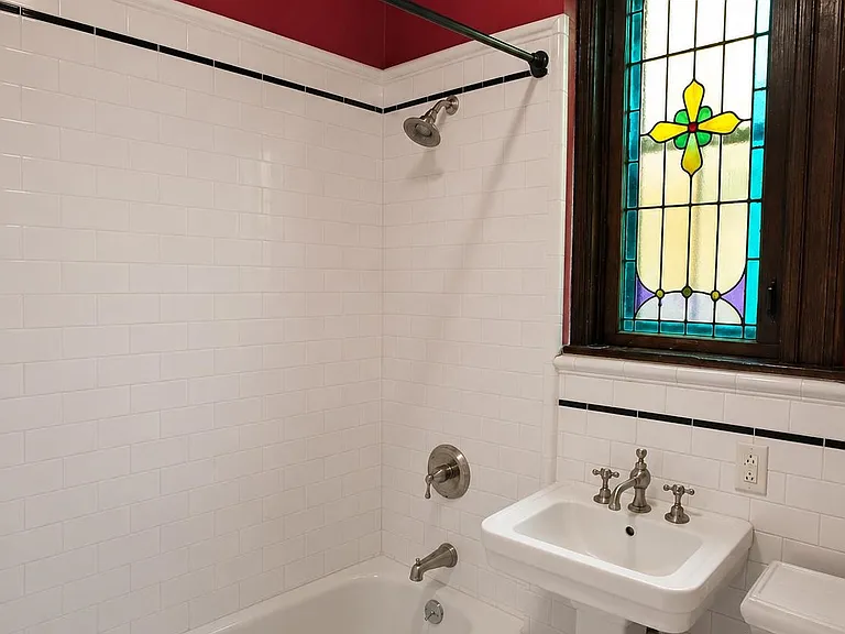 1009 Willow Ave #4L — Photo 11