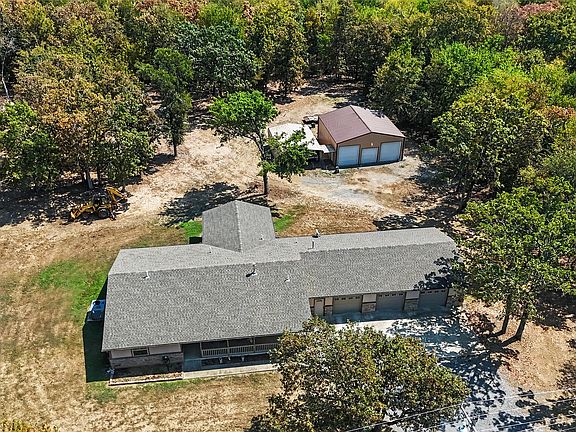 3rd image of 30850 S 550th Rd