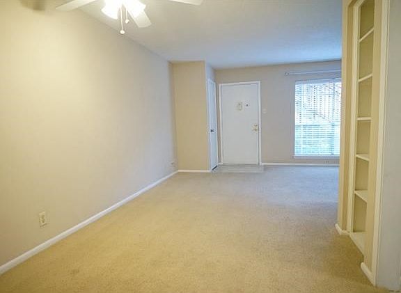 Living/ Dining