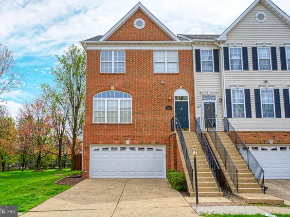 43871 Sandburg Sq, Ashburn, VA 20147
