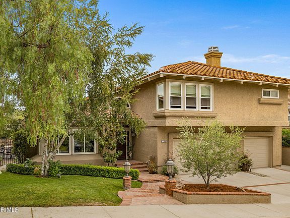 3rd image of 3166 Toulouse Cir