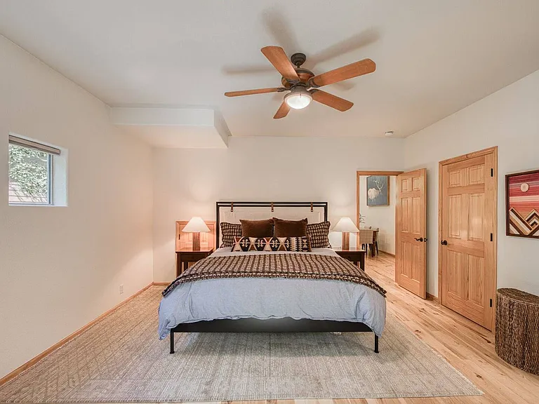 10559 Sara Bear Ln — Photo 18