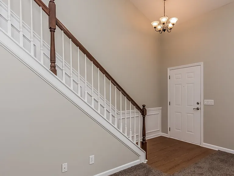 710 Weatherstone Trce — Photo 2
