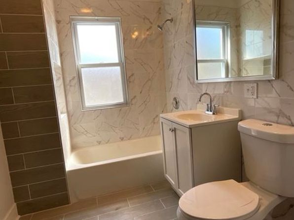 6446 S Artesian Ave #2