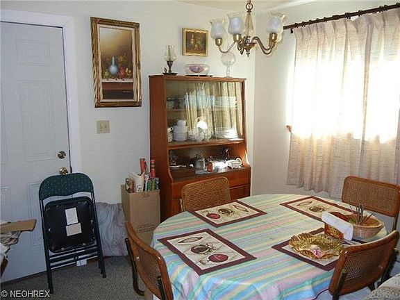 4th image of 1333 Scioto Ave