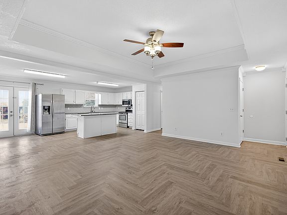 5th image of 1352 Farmwood Dr