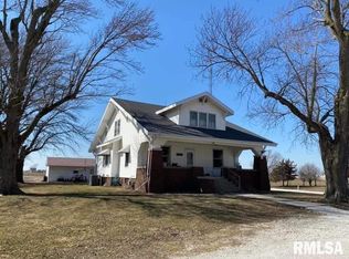 127 Elm St, Adair, IL 61411