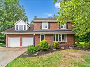 4347 Parklawn Dr, Willoughby, OH