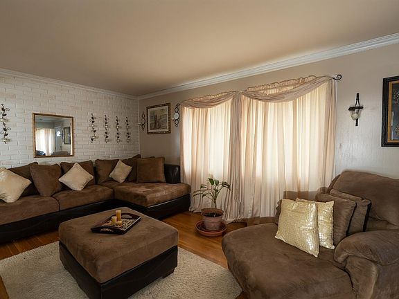 4th image of 1688 Atson Ln
