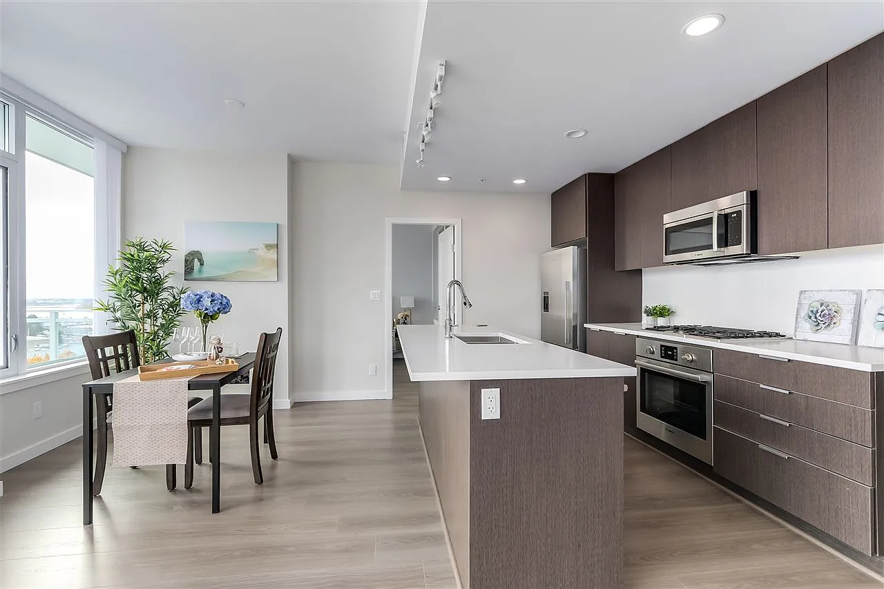2 bed, 1101 sqft, $3,300 — Photo 1