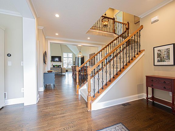5th image of 6591 Carinlough Pl