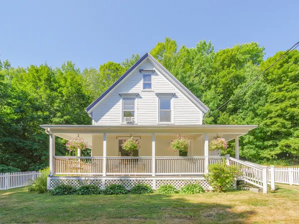 150 Washington St, Camden, ME 04843