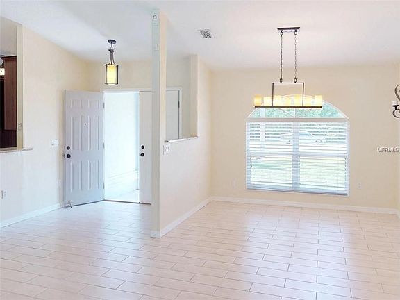 5th image of 3138 N Biscayne Dr