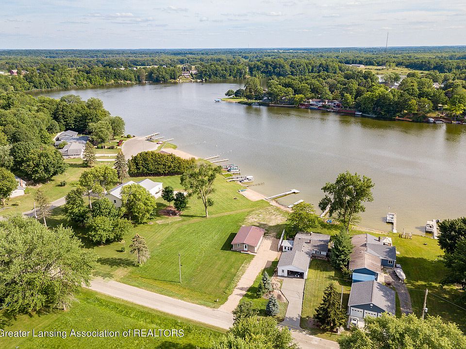 17 S Skyline Dr, Perrinton, MI 48871 | MLS #274445 | Zillow