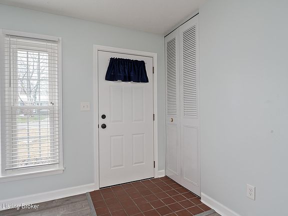 4th image of 7517 Mallard Dr