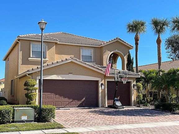 2nd image of 8289 Genova Way