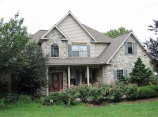 2315 Ashleigh Dr, York, PA 17402
