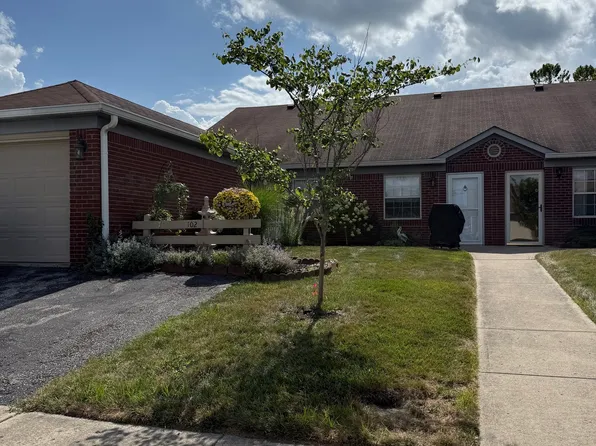 102 Andrews Blvd, Plainfield, IN 46168