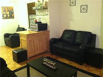Rented by R New York