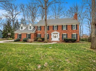 51058 Woodcliff Ct, Granger, IN 46530