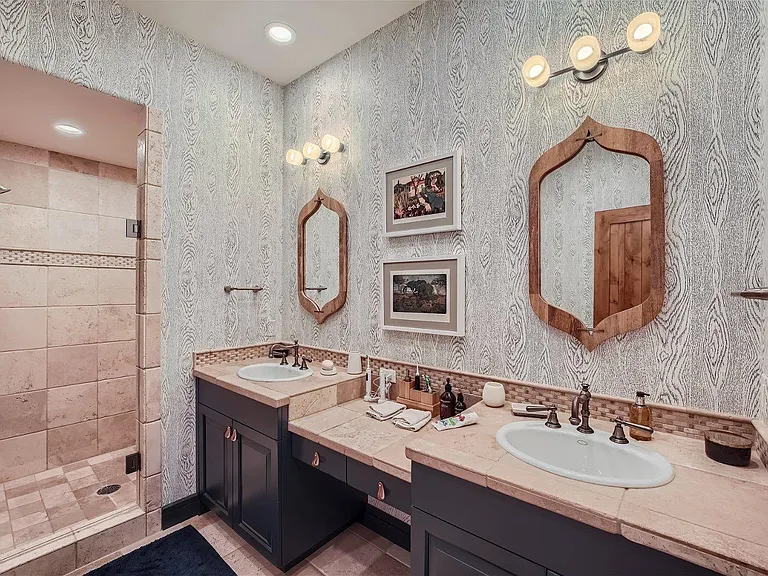 109 Juniper Trl — Photo 24