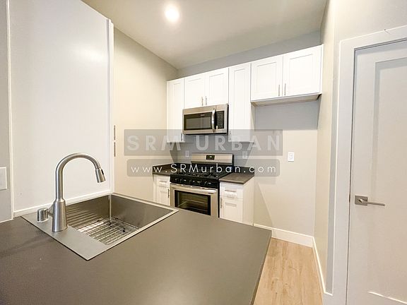 2nd image of 438 W Date St APT 8