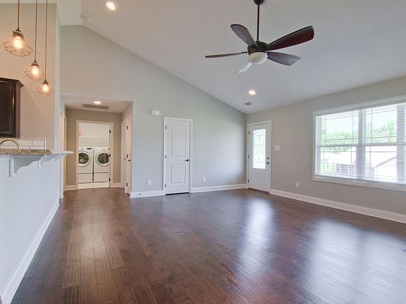 5th image of 4617 Bella Capri Ln