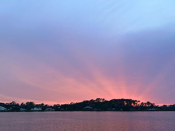 3rd image of 2576 Sunset Dr