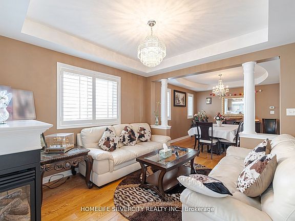 3rd image of 14 Oakhaven Rd