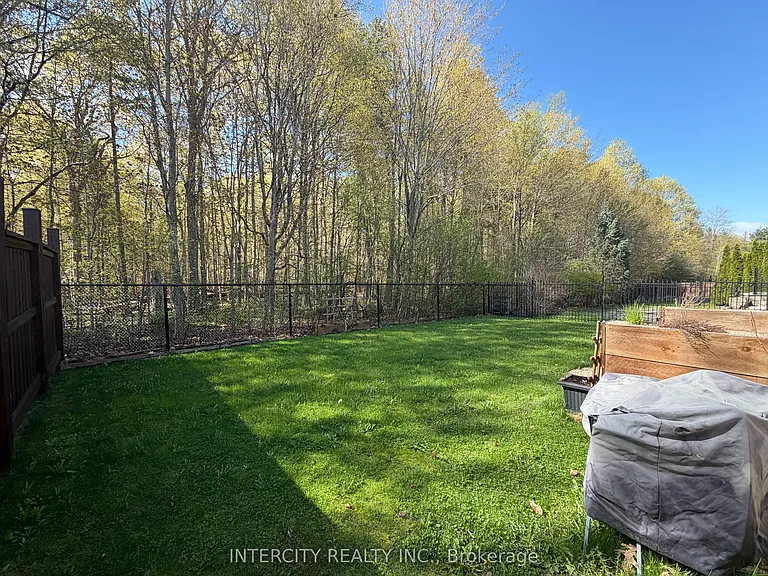 655 Davos Rd — Photo 36