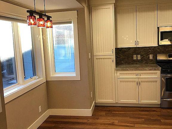 3rd image of 614B Laurel Ave