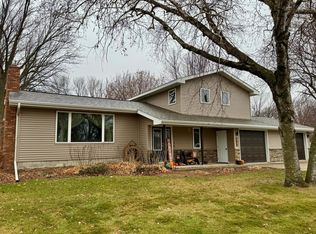 111 Cherry Ave, Bird Island, MN 55310