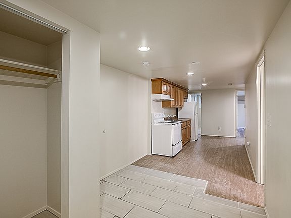 4th image of 4713 Brooklyn Ave NE #10478772