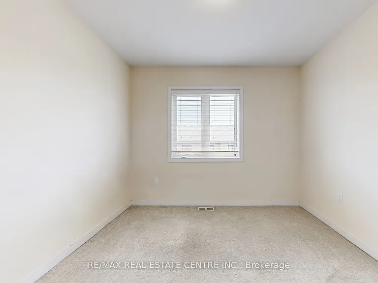 80 Scarletwood St — Photo 24