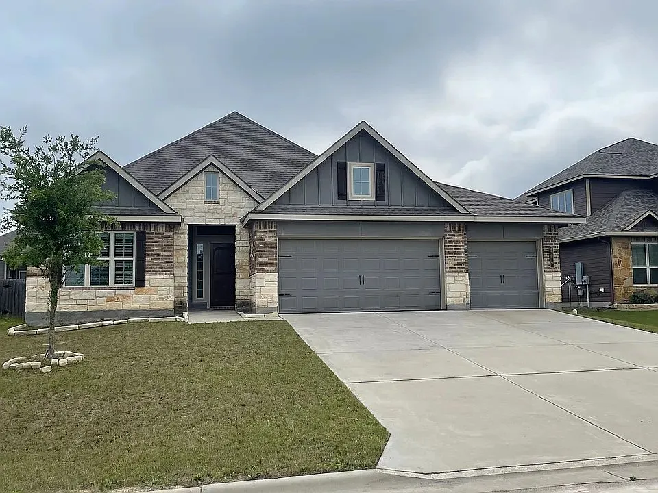 5317 Othello Dr