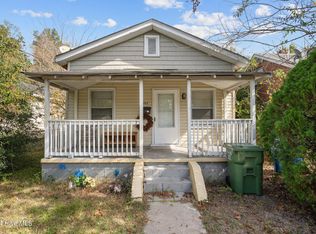 1115 S 6th St, Wilmington, NC 28401
