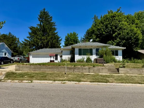 838 W Lincoln St, Caro, MI 48723