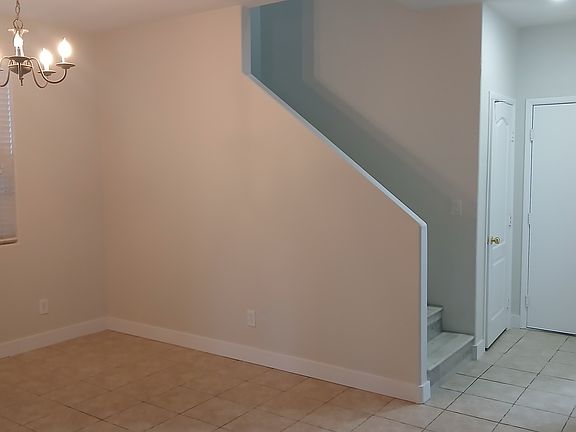 5th image of 11661 Royal Derwent Ave