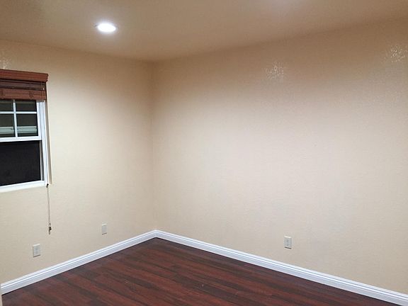 2nd image of 11629 208th St