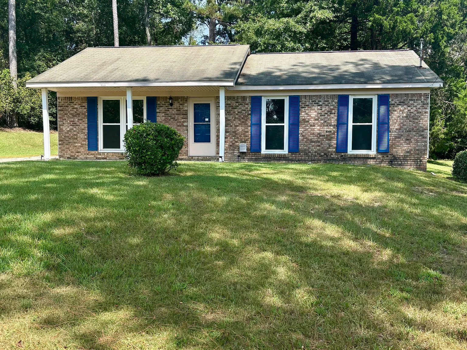 3 bed, 1134 sqft, $1,500 — Photo 1