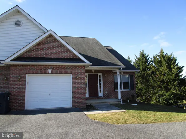531 Gentry Ct, Westminster, MD 21157