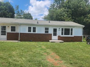 3120 Norman Dr, Morristown, TN 37814