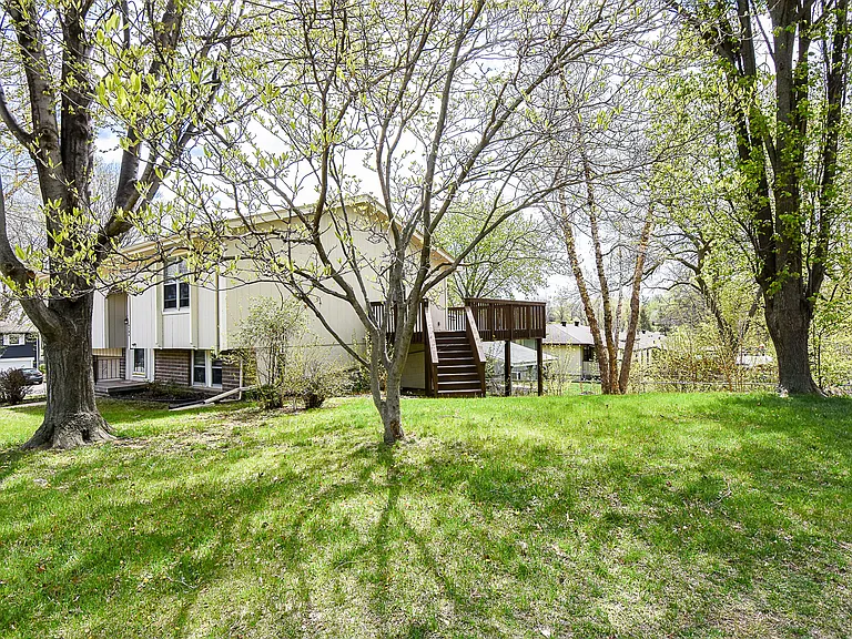 10205 T Cir — Photo 23