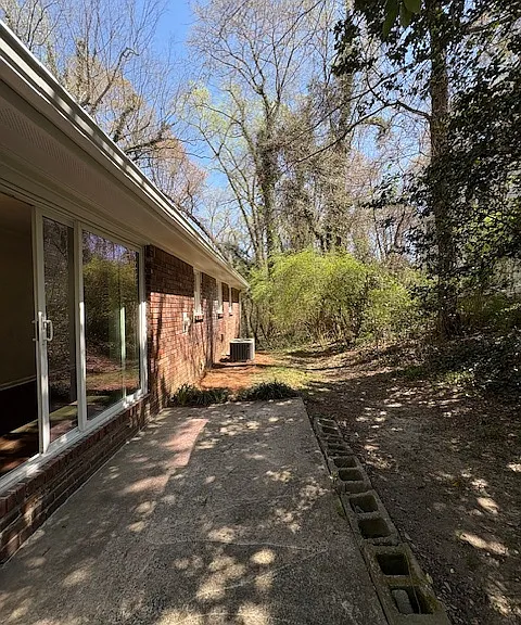 2068 Kenwood Pl SE — Photo 15