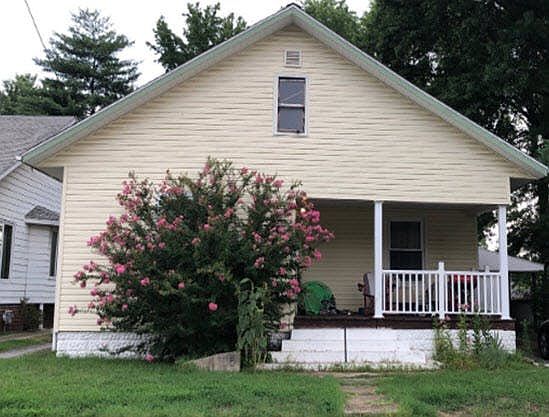 2nd image of 705 W Monroe St